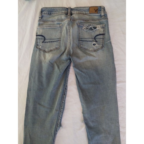American Eagle Mid Rise Jegging Ankle Destroyed Super Stretch Denim Size 2 - Picture 7 of 9